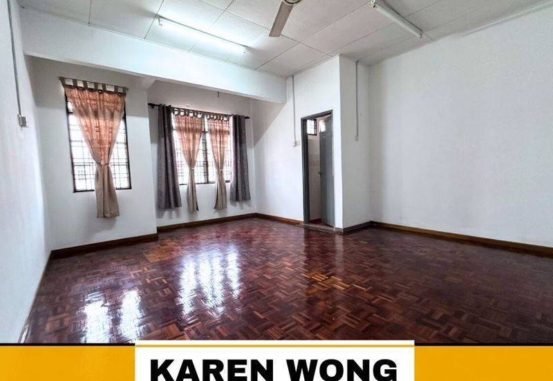 Bandar Laguna Merbok