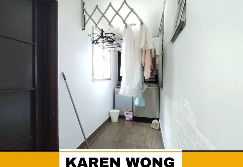 Bandar Laguna Merbok