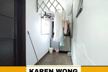 Bandar Laguna Merbok