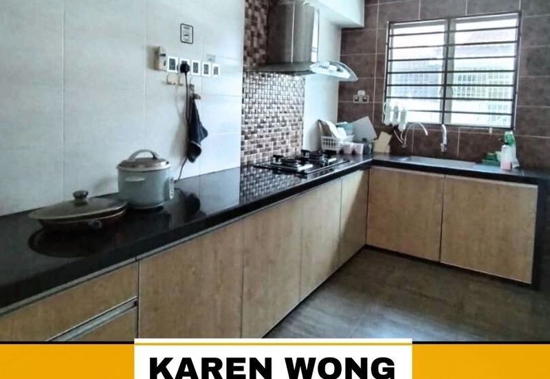 Bandar Laguna Merbok