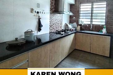 Bandar Laguna Merbok