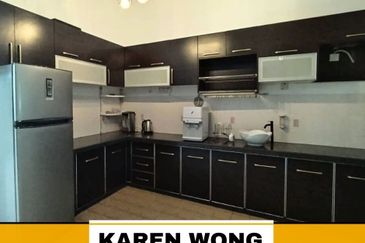 Bandar Laguna Merbok