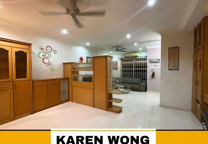 Bandar Laguna Merbok