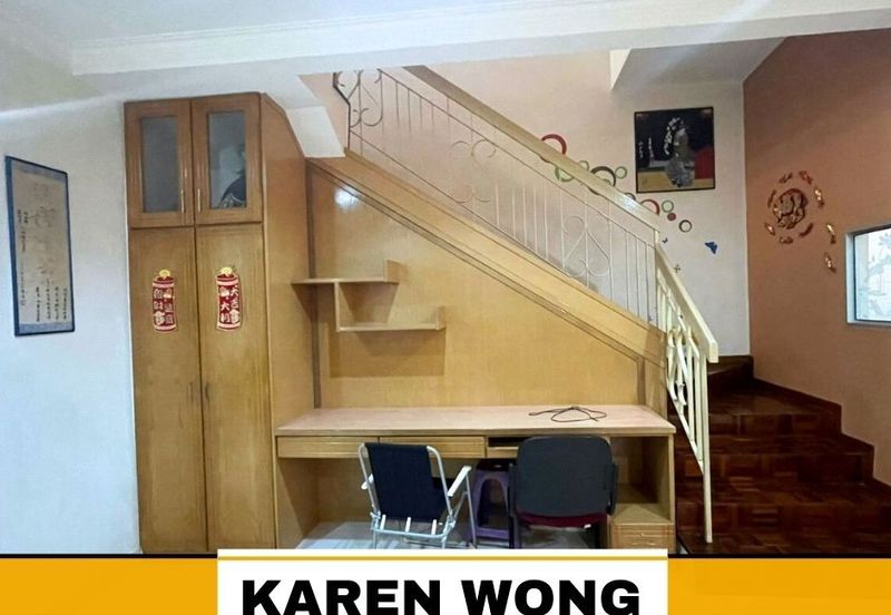 Bandar Laguna Merbok