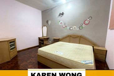 Bandar Laguna Merbok