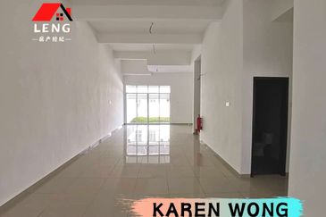 BRAND NEW HOUSE SP SAUJANA FULLY GATED & GUARDED House for Sale