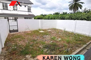 BRAND NEW HOUSE SP SAUJANA FULLY GATED & GUARDED House for Sale
