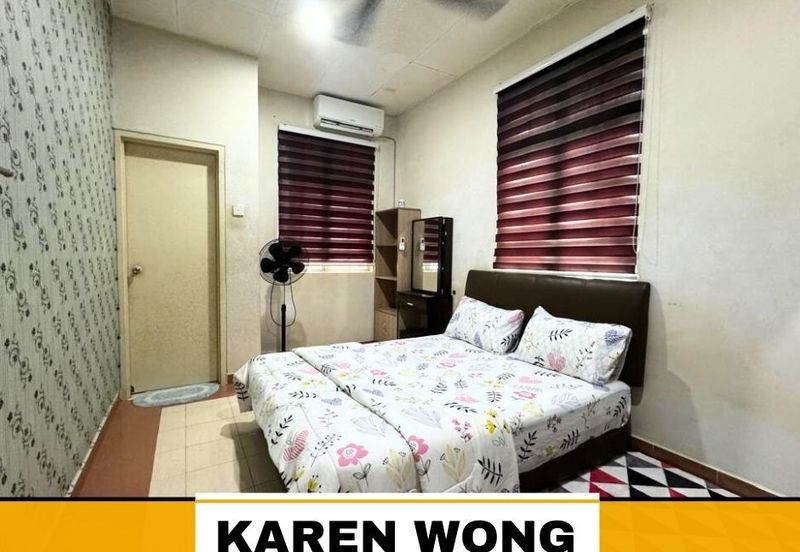 Bandar Laguna Merbok