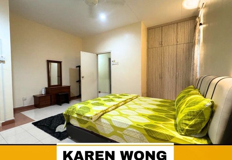 Bandar Laguna Merbok