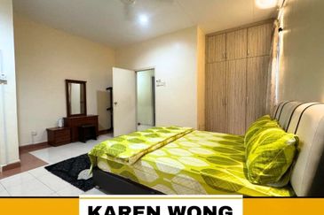 Bandar Laguna Merbok