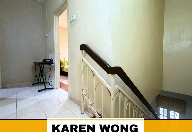 Bandar Laguna Merbok