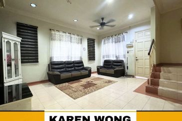 Bandar Laguna Merbok