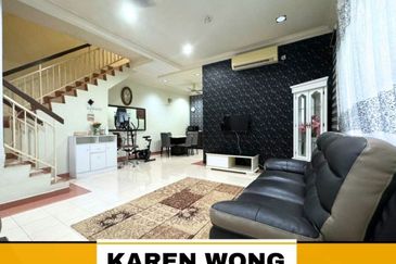 Bandar Laguna Merbok