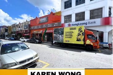 FACING ROAD LEGENDA HEIGHTS 1st Floor Shoplot for Rent