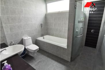 EUGENIA 2 BUKIT BANYAN FULLY FURNISHED 2 Storey SEMI DETACHED House