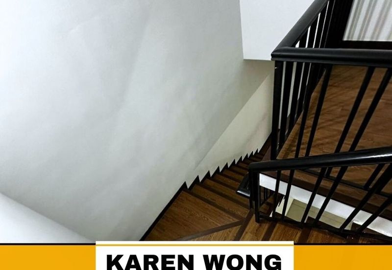 PARTLY FURNISHED AZELIA BUKIT BANYAN Gated & Guarded House for Rent