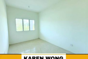 ENDLOT EXTRA LAND PRIMA RESIDENSI UTAMA BELOW MARKET PRICE 1 Storey Terrace House for Sale