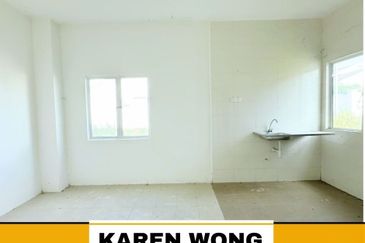 ENDLOT EXTRA LAND PRIMA RESIDENSI UTAMA BELOW MARKET PRICE 1 Storey Terrace House for Sale