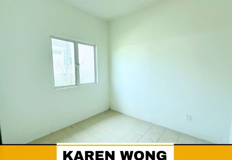 ENDLOT EXTRA LAND PRIMA RESIDENSI UTAMA BELOW MARKET PRICE 1 Storey Terrace House for Sale