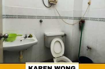 Bandar Laguna Merbok