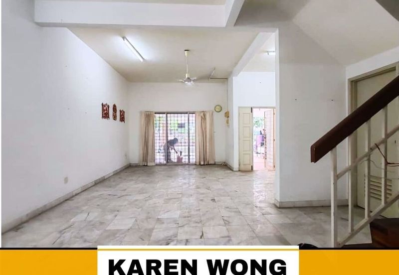 Bandar Laguna Merbok