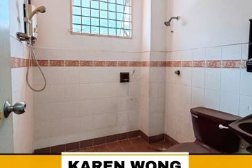 Bandar Laguna Merbok