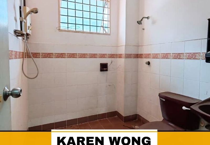 Bandar Laguna Merbok