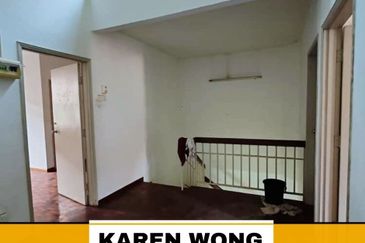 Bandar Laguna Merbok