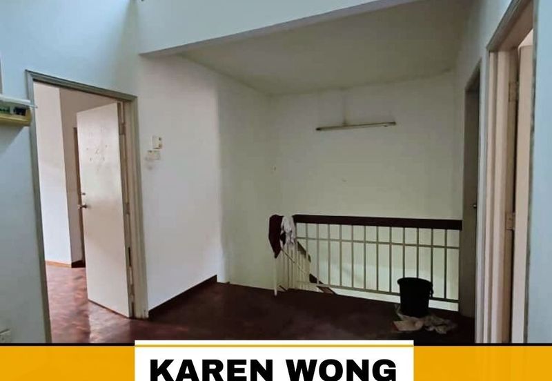 Bandar Laguna Merbok