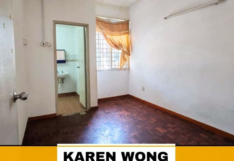 Bandar Laguna Merbok