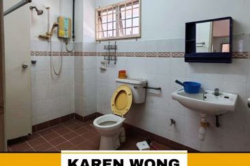 Bandar Laguna Merbok