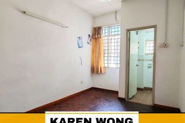 Bandar Laguna Merbok