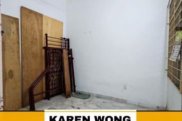 Bandar Laguna Merbok