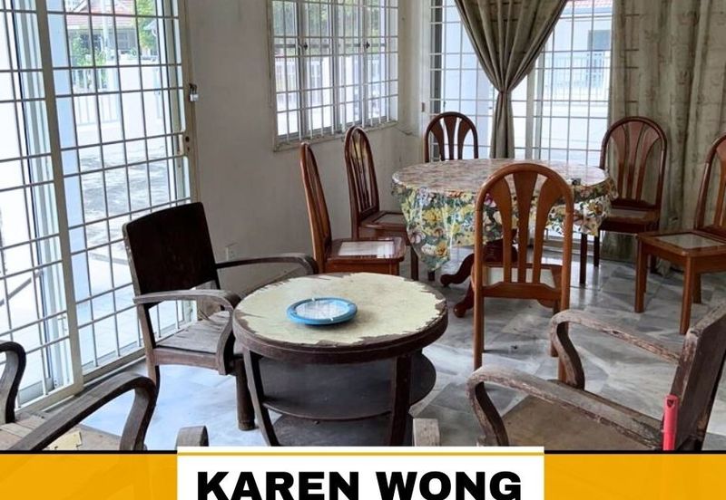 Bandar Laguna Merbok