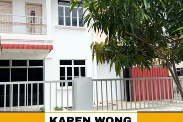 Bandar Laguna Merbok