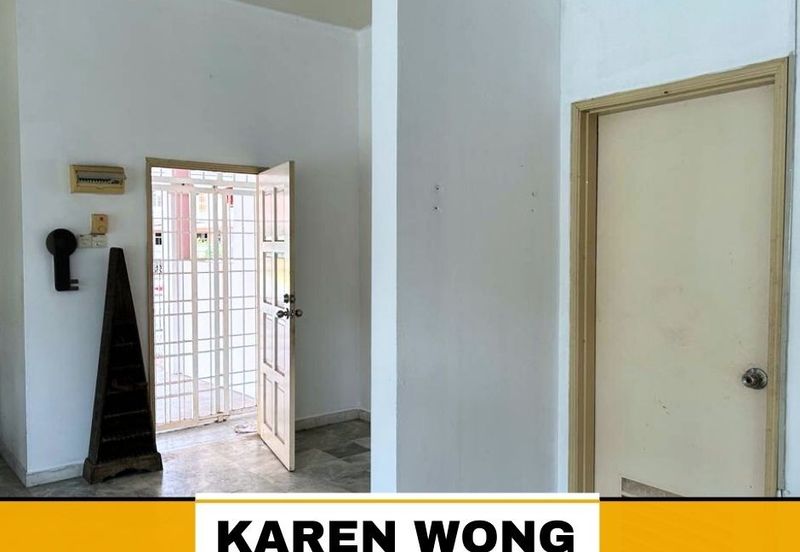 Bandar Laguna Merbok