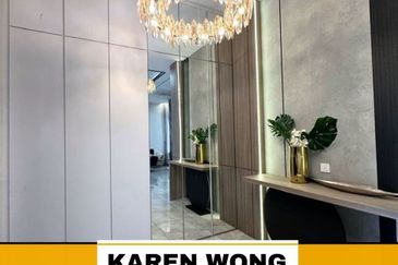 SHOW HOUSE SIERRA PRIME BUKIT BANYAN 2 Storey SEMI DETACHED for Rent