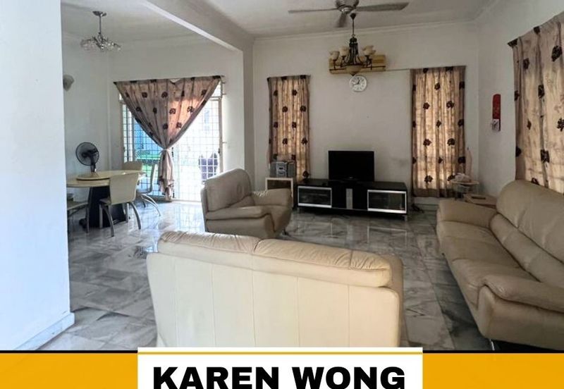 Bandar Laguna Merbok