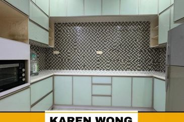 Bandar Laguna Merbok