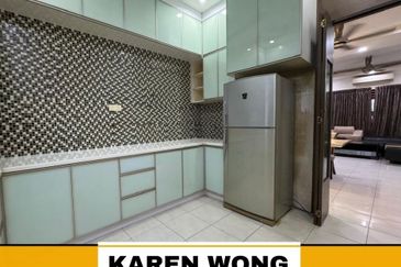 Bandar Laguna Merbok