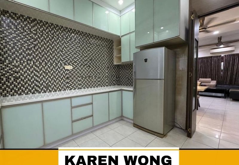 Bandar Laguna Merbok