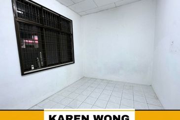 PRIME AREA TAMAN INTAN 1 Storey SEMI DETACHED for Sale