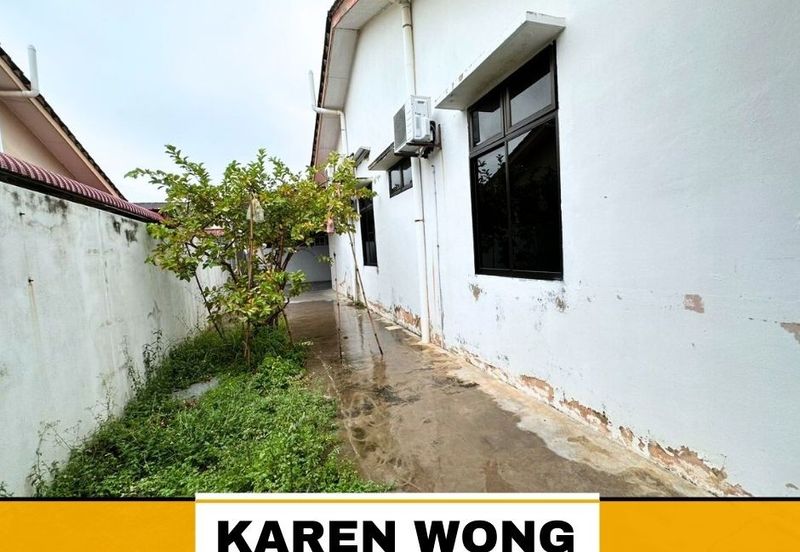 PRIME AREA TAMAN INTAN 1 Storey SEMI DETACHED for Sale