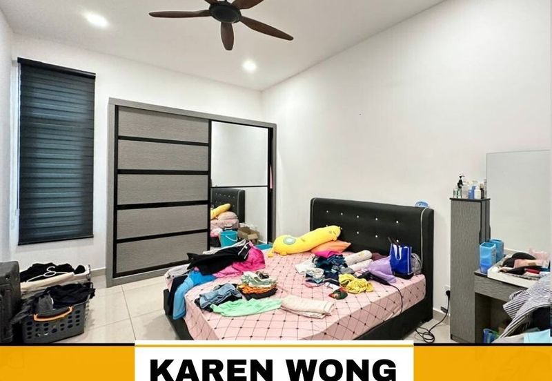 FULLY RENOVATED SIERRA BUKIT BANYAN 2 Storey SEMi DETACHED for Sale