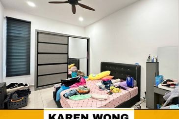 FULLY RENOVATED SIERRA BUKIT BANYAN 2 Storey SEMi DETACHED for Sale