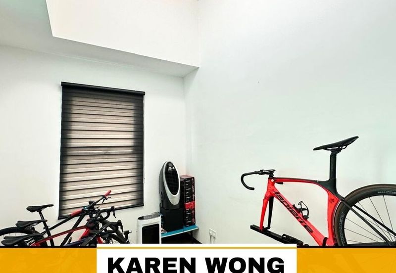 FULLY RENOVATED SIERRA BUKIT BANYAN 2 Storey SEMi DETACHED for Sale