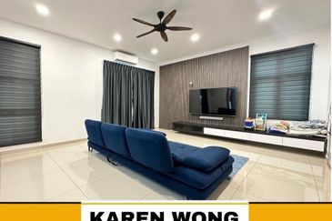 FULLY RENOVATED SIERRA BUKIT BANYAN 2 Storey SEMi DETACHED for Sale