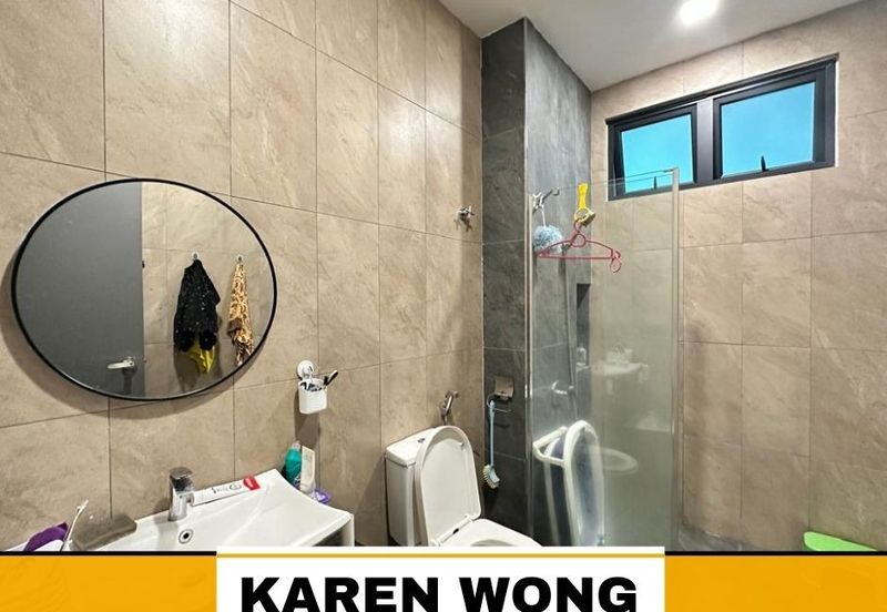 FULLY RENOVATED SIERRA BUKIT BANYAN 2 Storey SEMi DETACHED for Sale