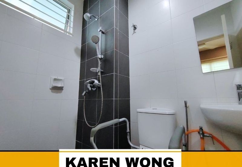 Bandar Laguna Merbok