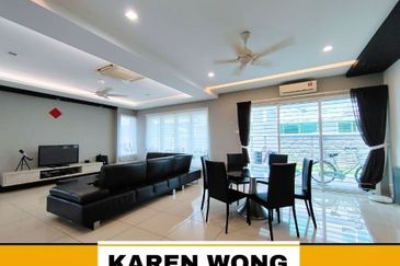 Bandar Laguna Merbok